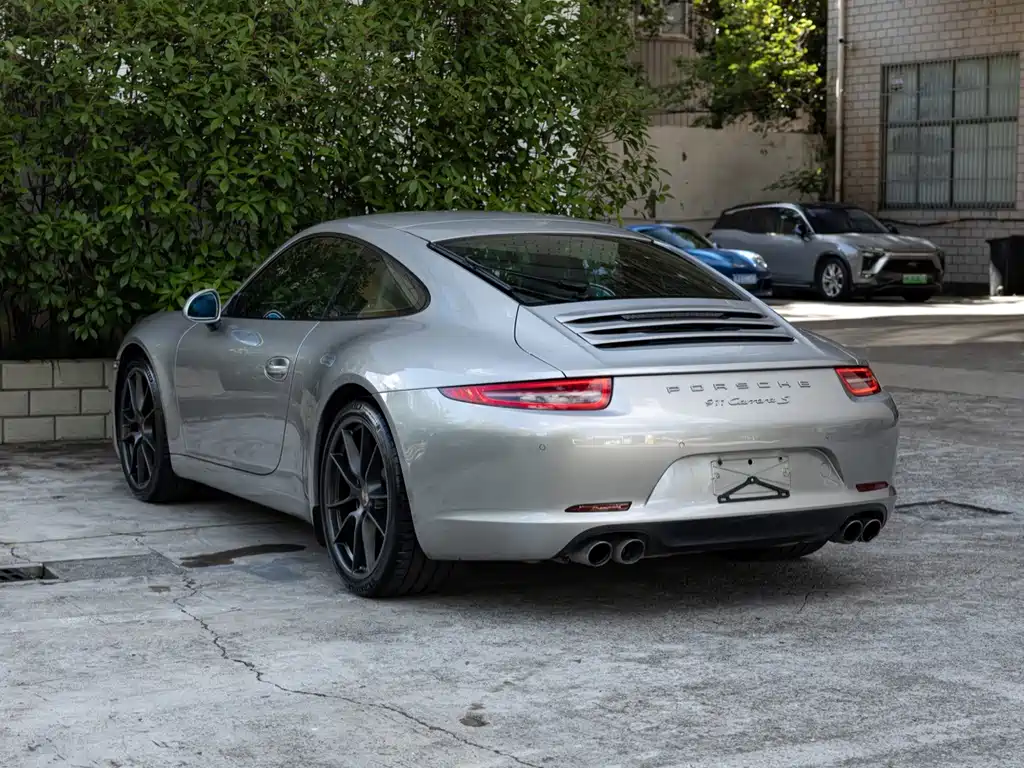 Porsche 911 2013 — фото 5
