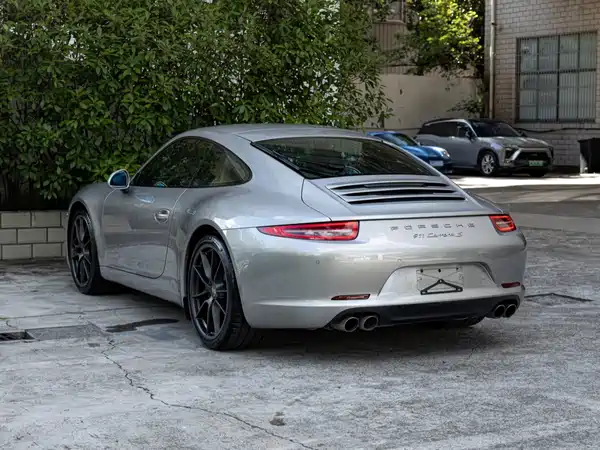 Porsche 911 2013