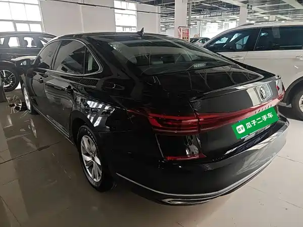 Volkswagen Passat 2024