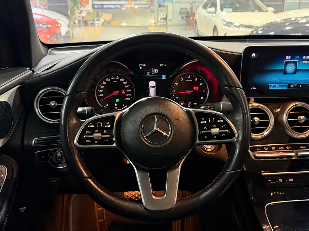 Mercedes-Benz GLC 2020 — фото 13