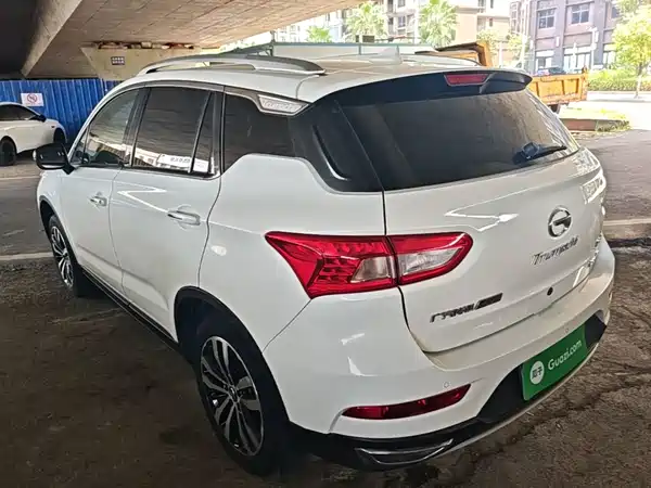GAC Trumpchi GS4 2016