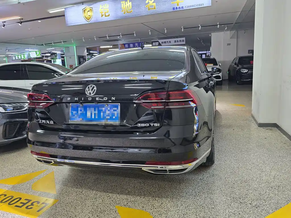 Volkswagen Phideon 2019 — фото 12