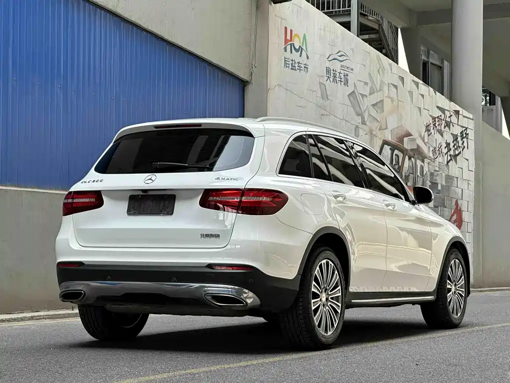 Mercedes-Benz GLC 2016 — фото 9