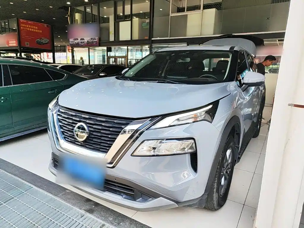 Nissan X-Trail 2022 — фото 2