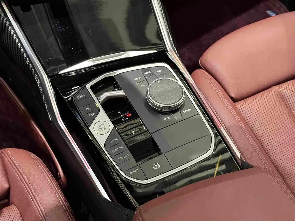 BMW 3 Series 2023 — фото 12