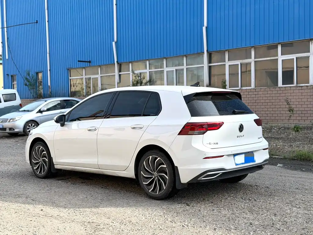 Volkswagen Golf 2022
