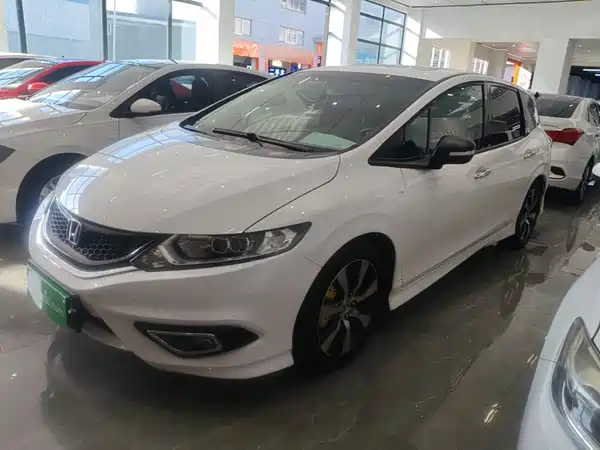 Honda Jade 2016