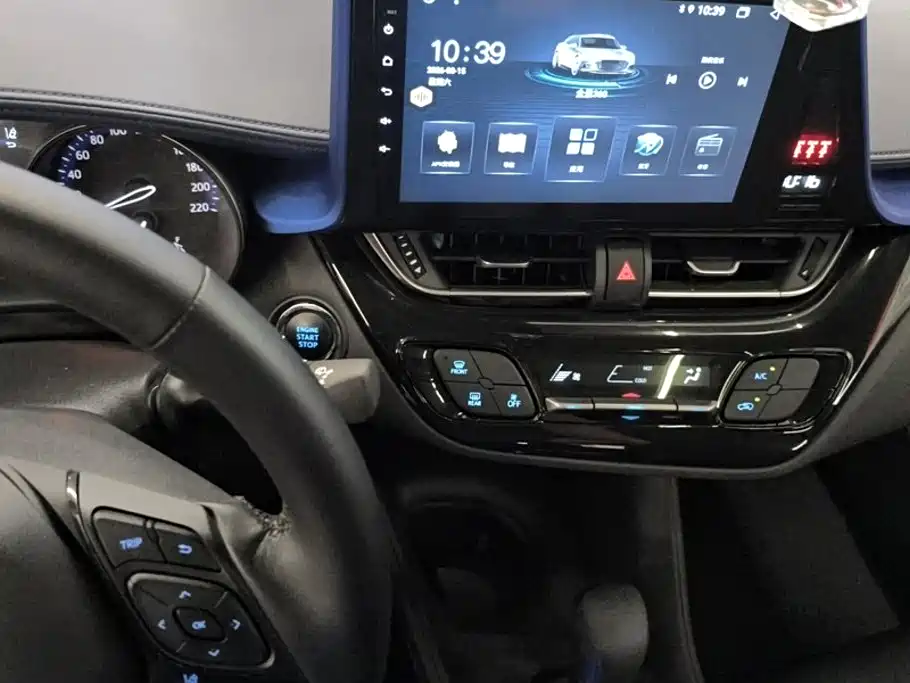 Toyota C-HR 2022 — фото 13