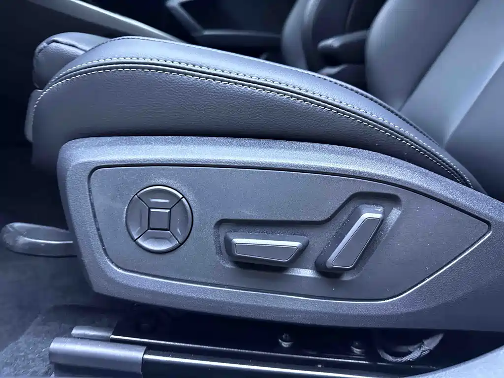 Audi A3 2022 — фото 16