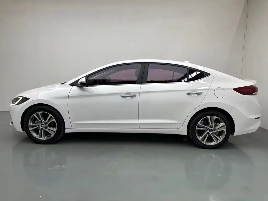 Hyundai Celesta 2018 — фото 3