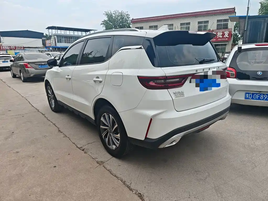 Geely Vision X6 2022 — фото 12