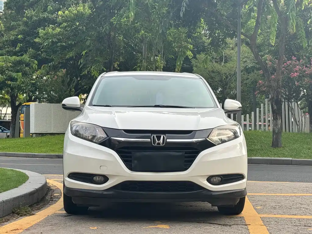 Honda Vezel 2015