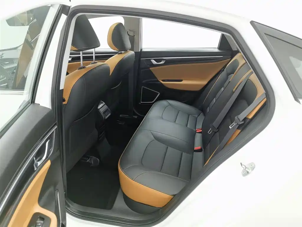 Geely Emgrand GL 2020 — фото 15
