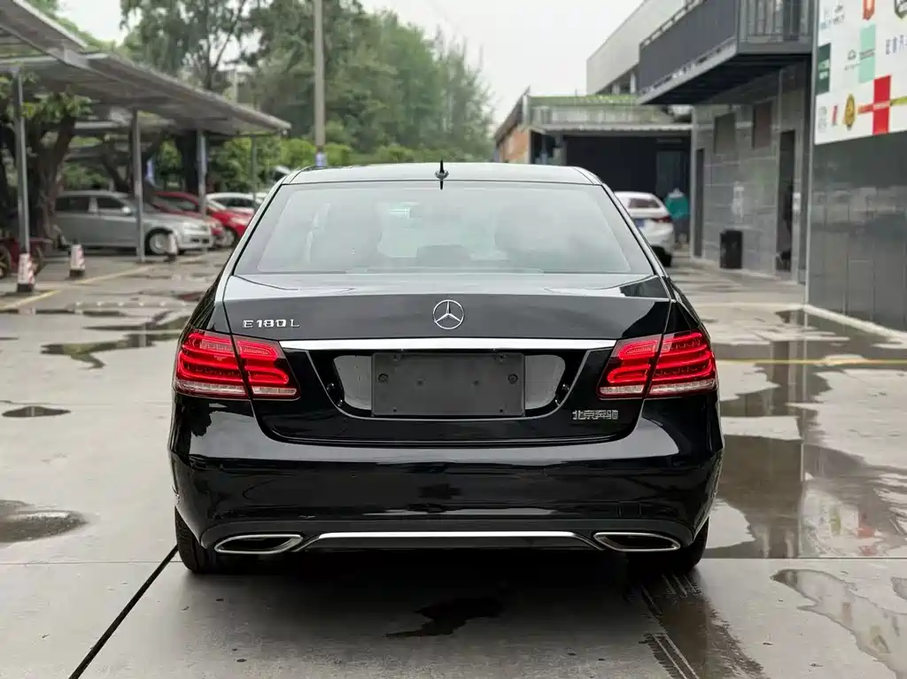 Mercedes-Benz E-Class 2015 — фото 8