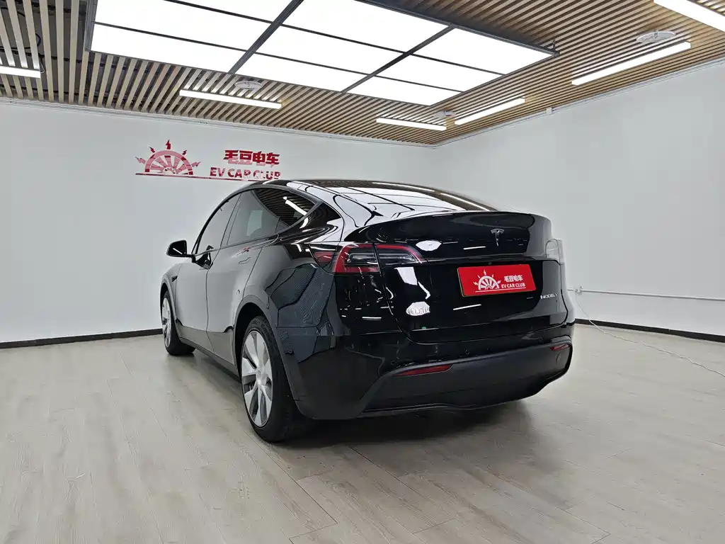 Tesla Model Y 2022 — фото 5