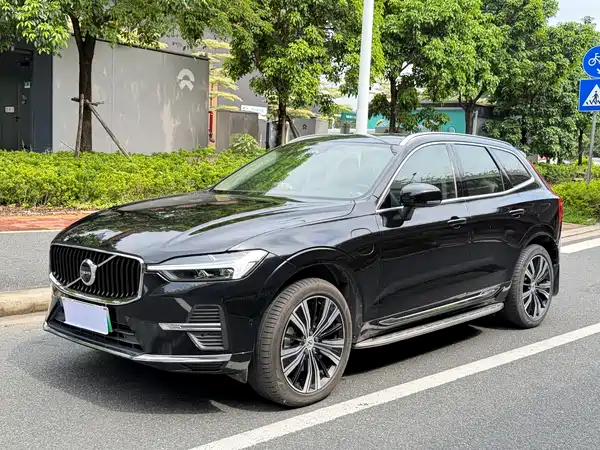 Volvo XC60 Plug-In Hybrid 2022