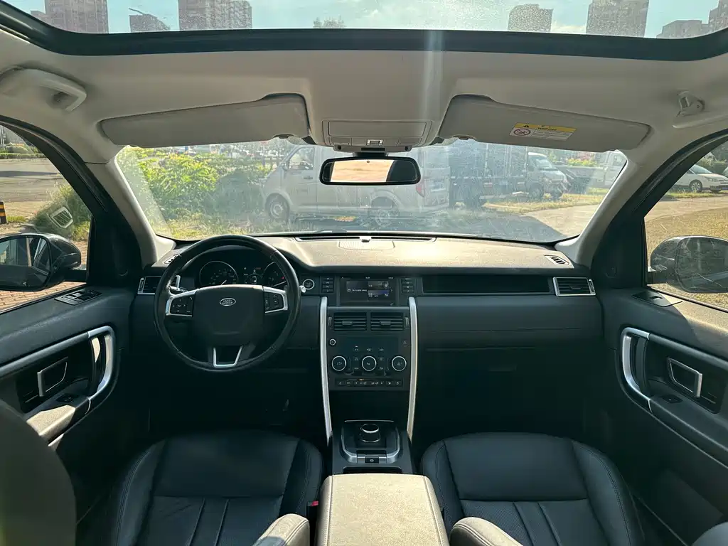 Land Rover Discovery Sport 2018 — фото 8