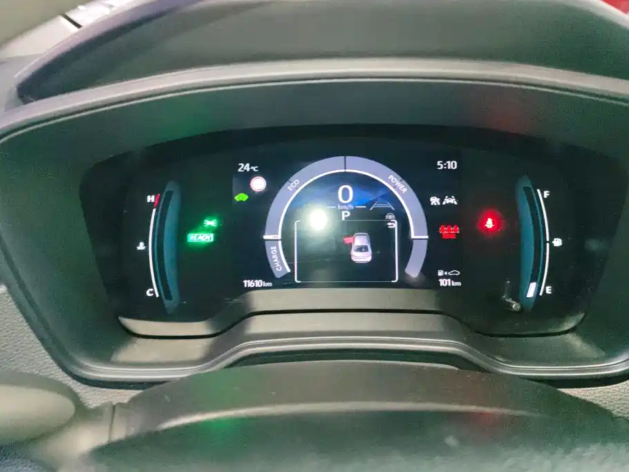 Toyota Corolla 2023 — фото 13