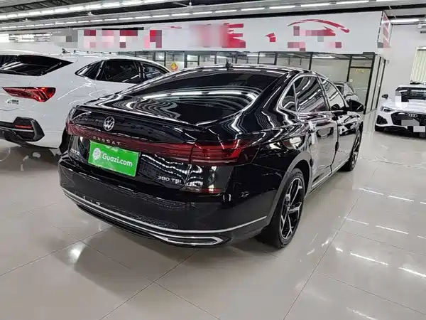 Volkswagen Passat 2024