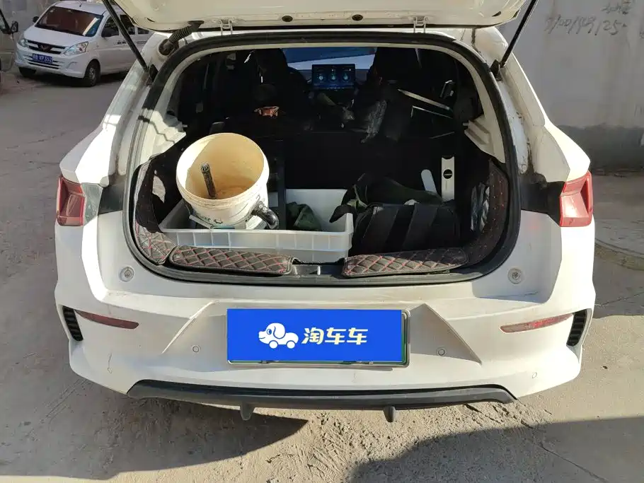 BYD e2 2023