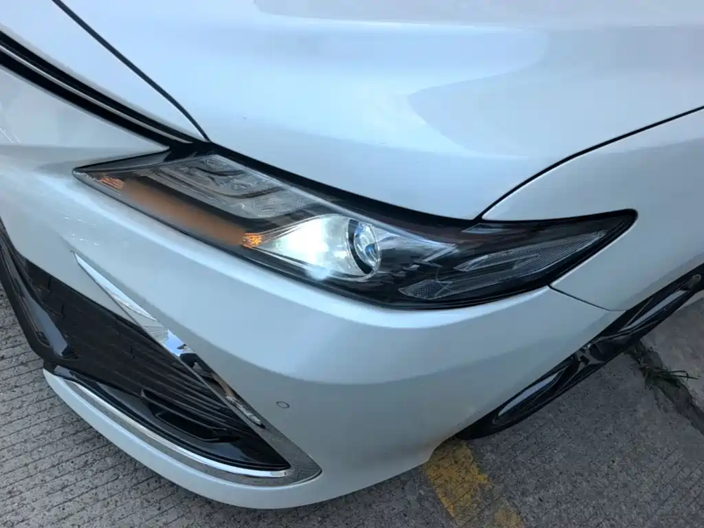 Toyota Camry 2021 — фото 24