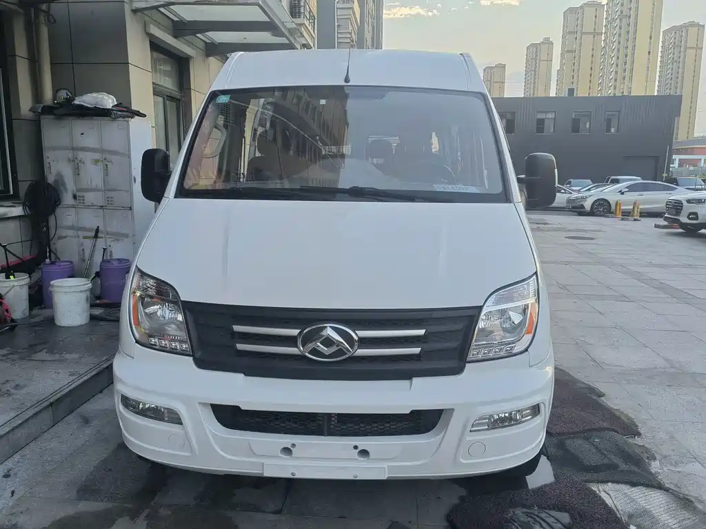Maxus V80 2022