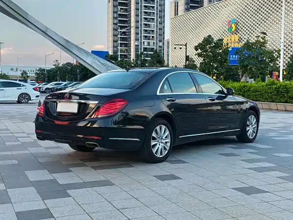 Mercedes-Benz S-Class 2013