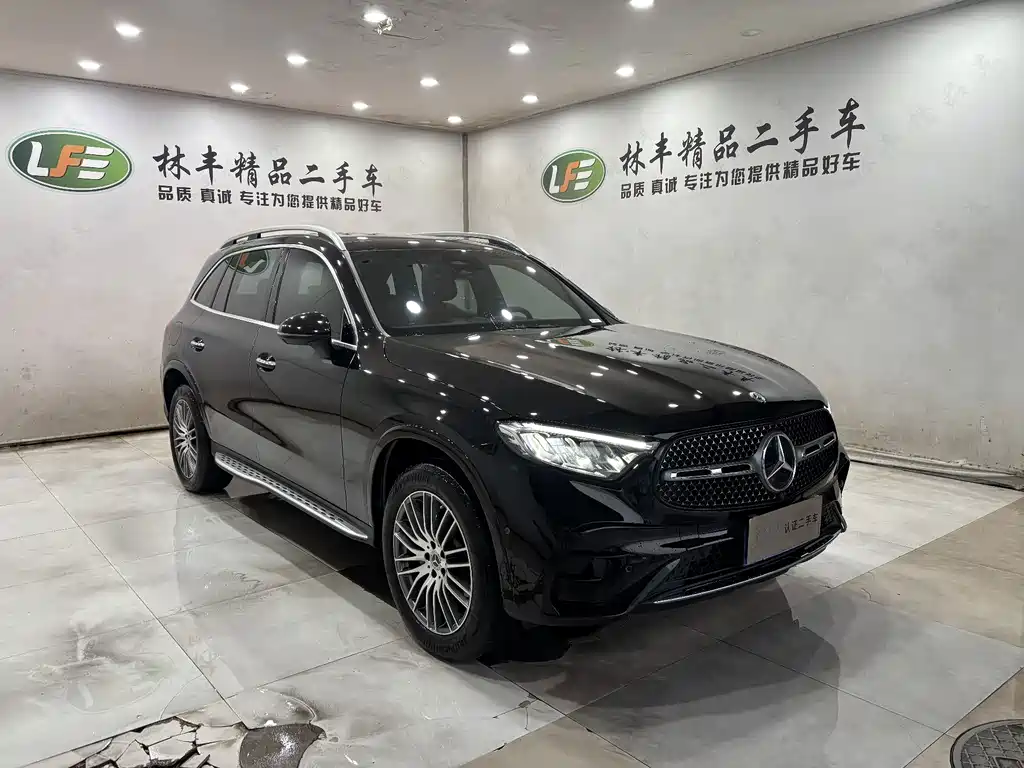 Mercedes-Benz GLC 2023