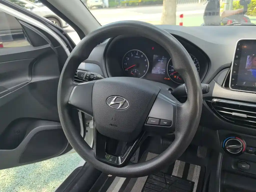 Hyundai Yuedong 2019 — фото 11