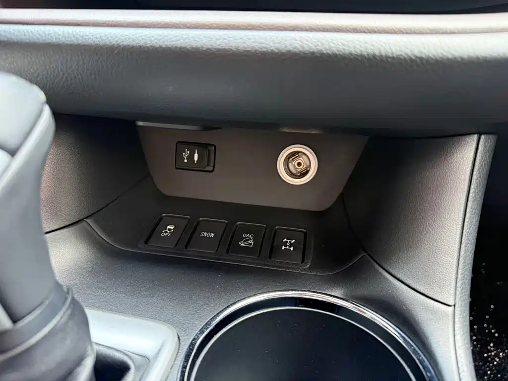 Toyota Highlander 2017 — фото 14