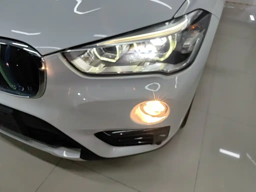 BMW X1 2017 — фото 24