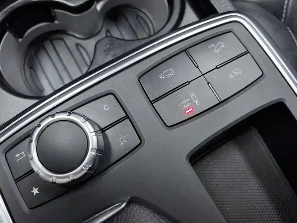 Mercedes-Benz M-Class 2013 — фото 11