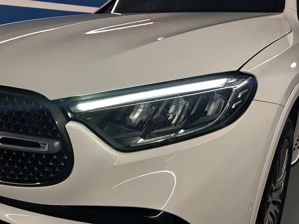 Mercedes-Benz GLC 2023 — фото 15