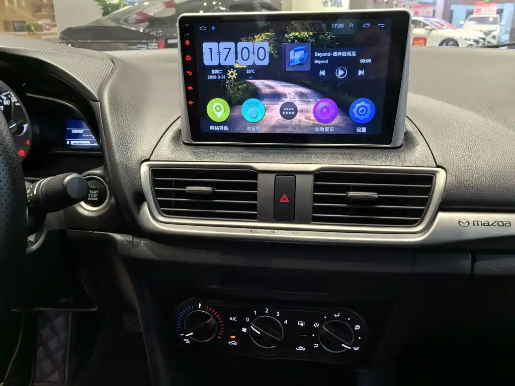Mazda 3 Angkesela 2018 — фото 11