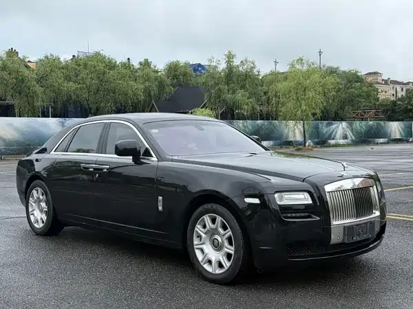 Rolls-Royce Ghost 2011