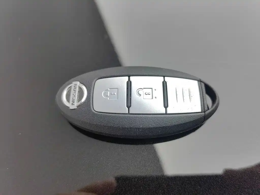 Nissan Murano 2018 — фото 19