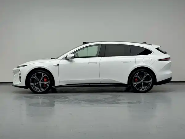 NIO ET5T 2025
