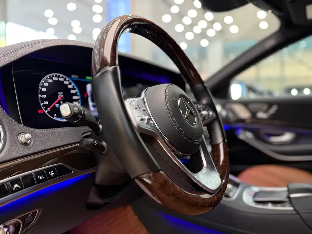 Mercedes-Benz Maybach S-Class 2020 — фото 17