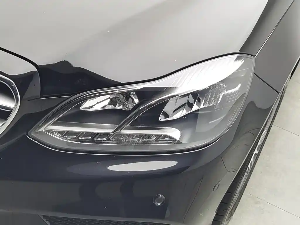 Mercedes-Benz E-Class 2014