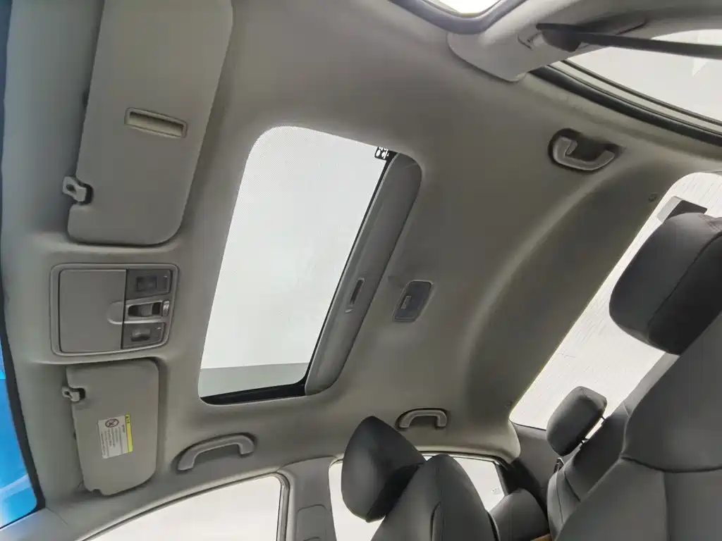 Hyundai Elantra 2015 — фото 14
