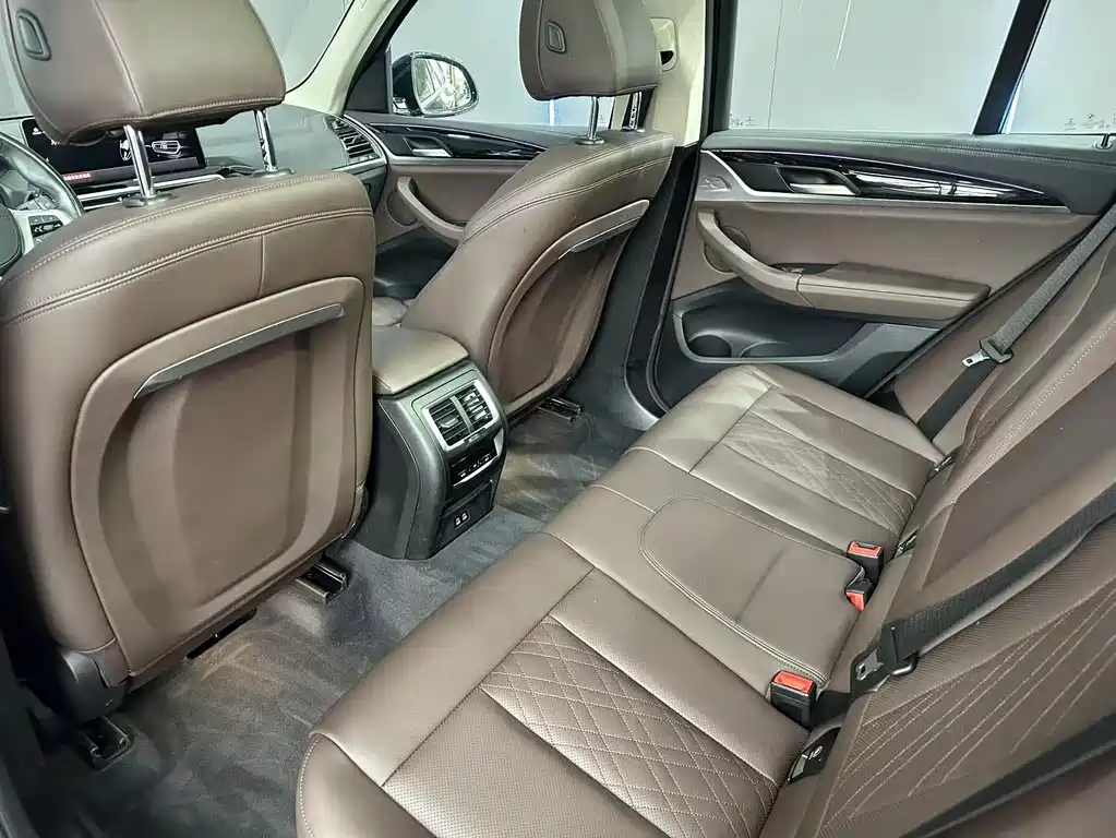 BMW X3 2022 — фото 10