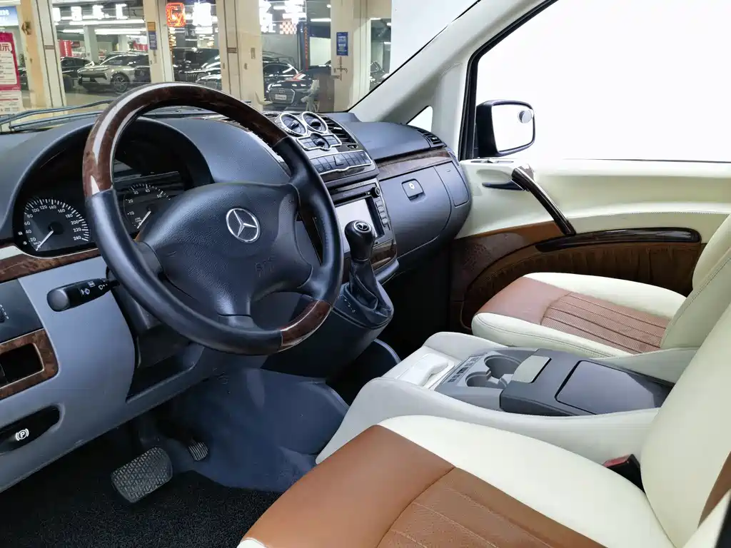 Mercedes-Benz Vito 2014
