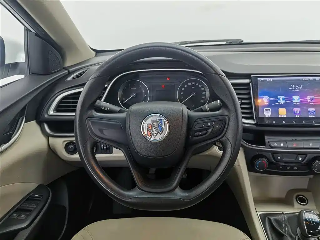 Buick Excelle 2017 — фото 11