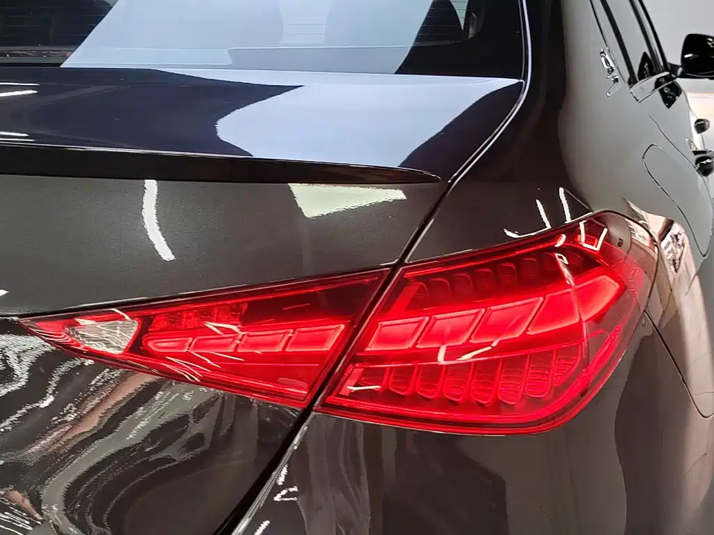 Mercedes-Benz C-Class 2023 — фото 20