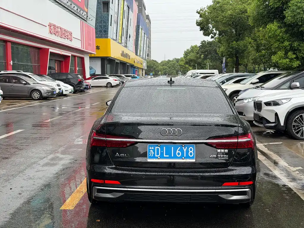 Audi A6L 2023