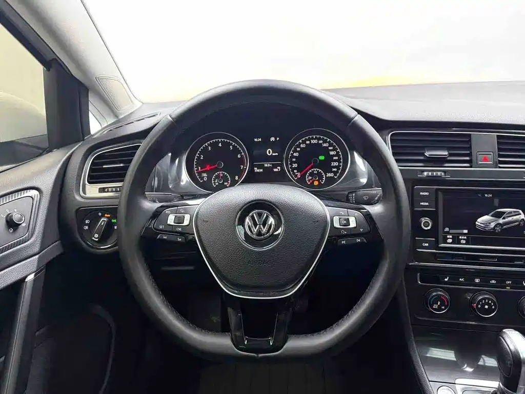 Volkswagen Golf 2018