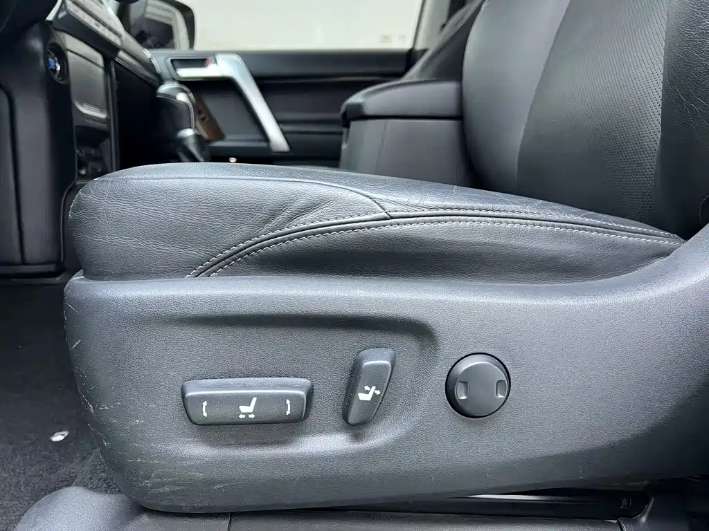 Toyota Prado 2019 — фото 22