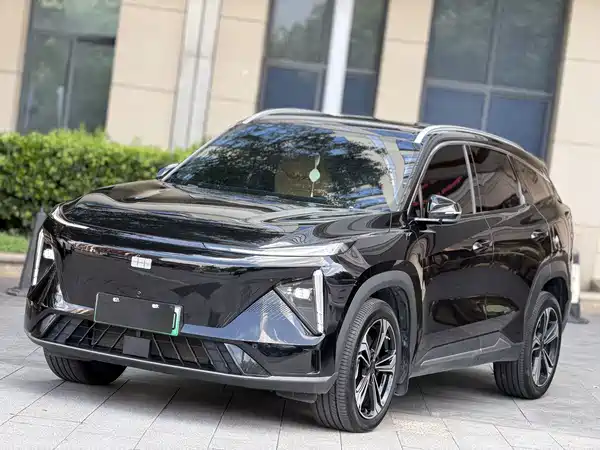 Geely Galaxy L7 2024