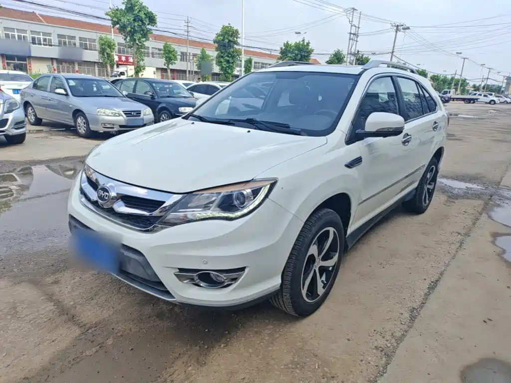BYD S7 2016