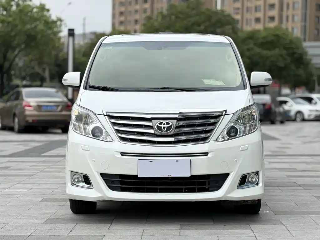 Toyota Alphard 2015 — фото 2